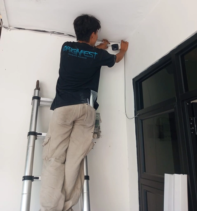 Dokumentasi pemasangan CCTV Artha